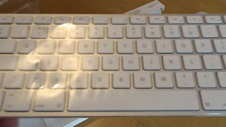 Can you connect Apple keyboard with USB?