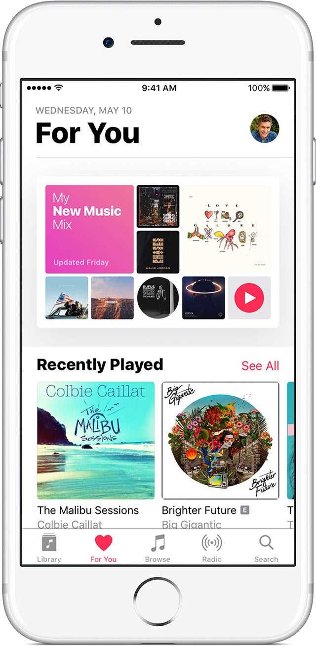 Finding Assistance through Apple Music's Social Media Channels